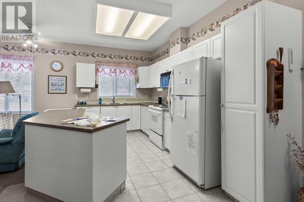 Single Family House for Sale in    Street SW Glenbrook Calgary 