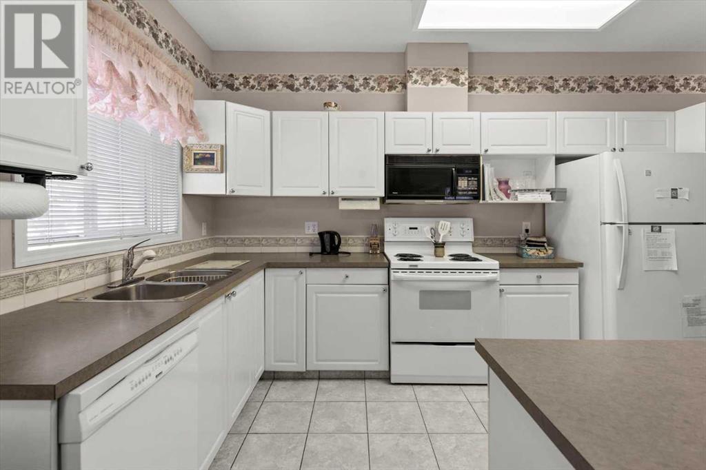 Single Family House for Sale in    Street SW Glenbrook Calgary 