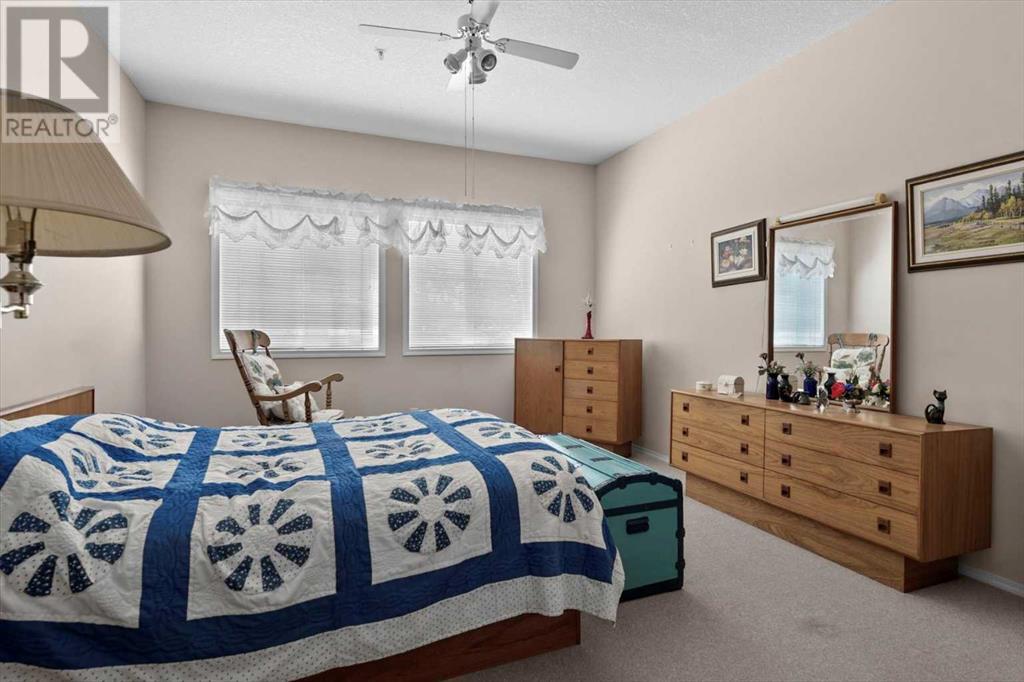Single Family House for Sale in    Street SW Glenbrook Calgary 