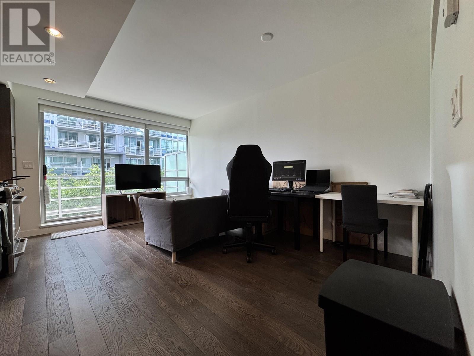 Photo 8 of 210 9060 University Crescent, Burnaby BC
