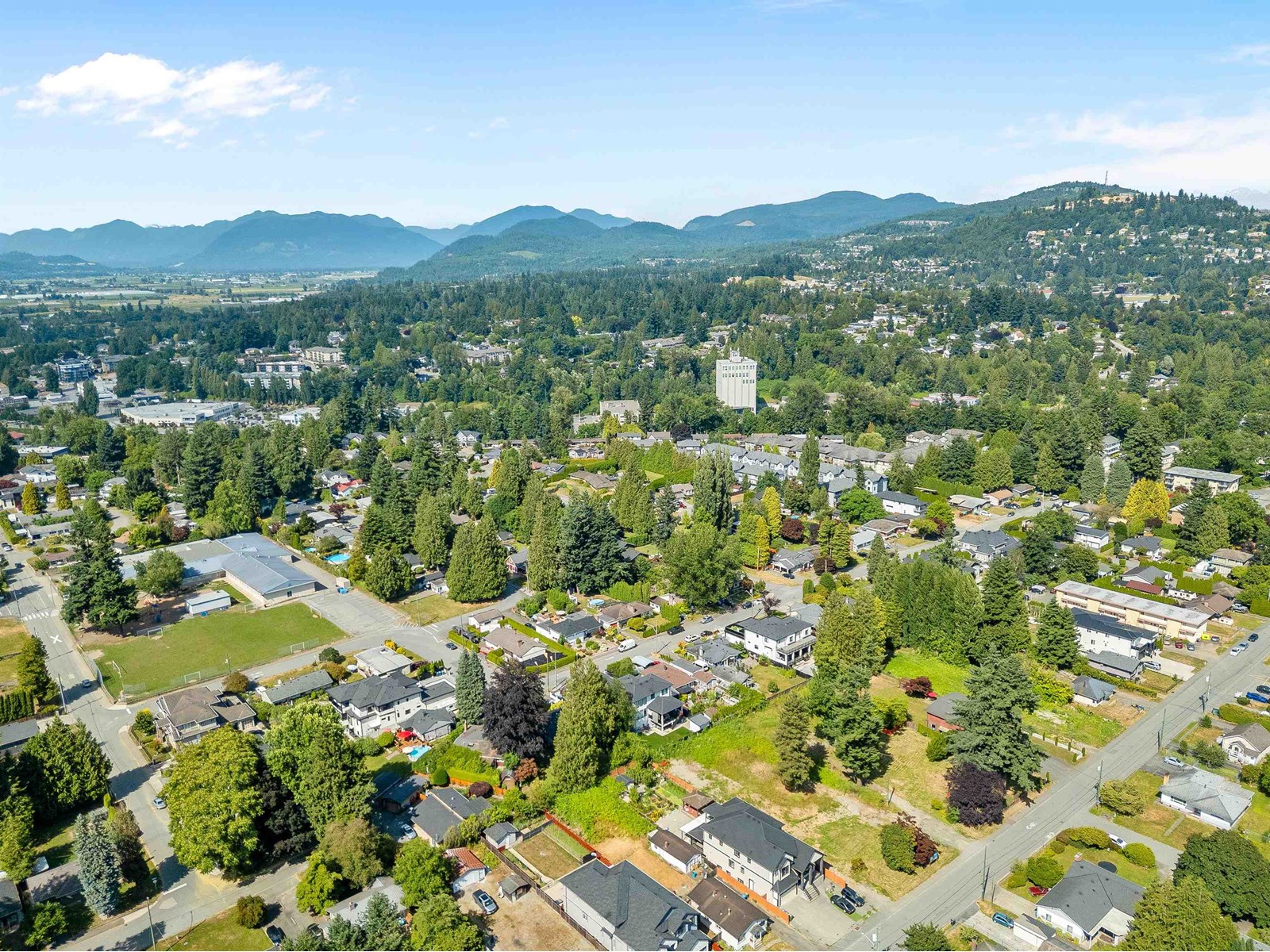 Photo 33 of 2048 Olive Way, Abbotsford BC