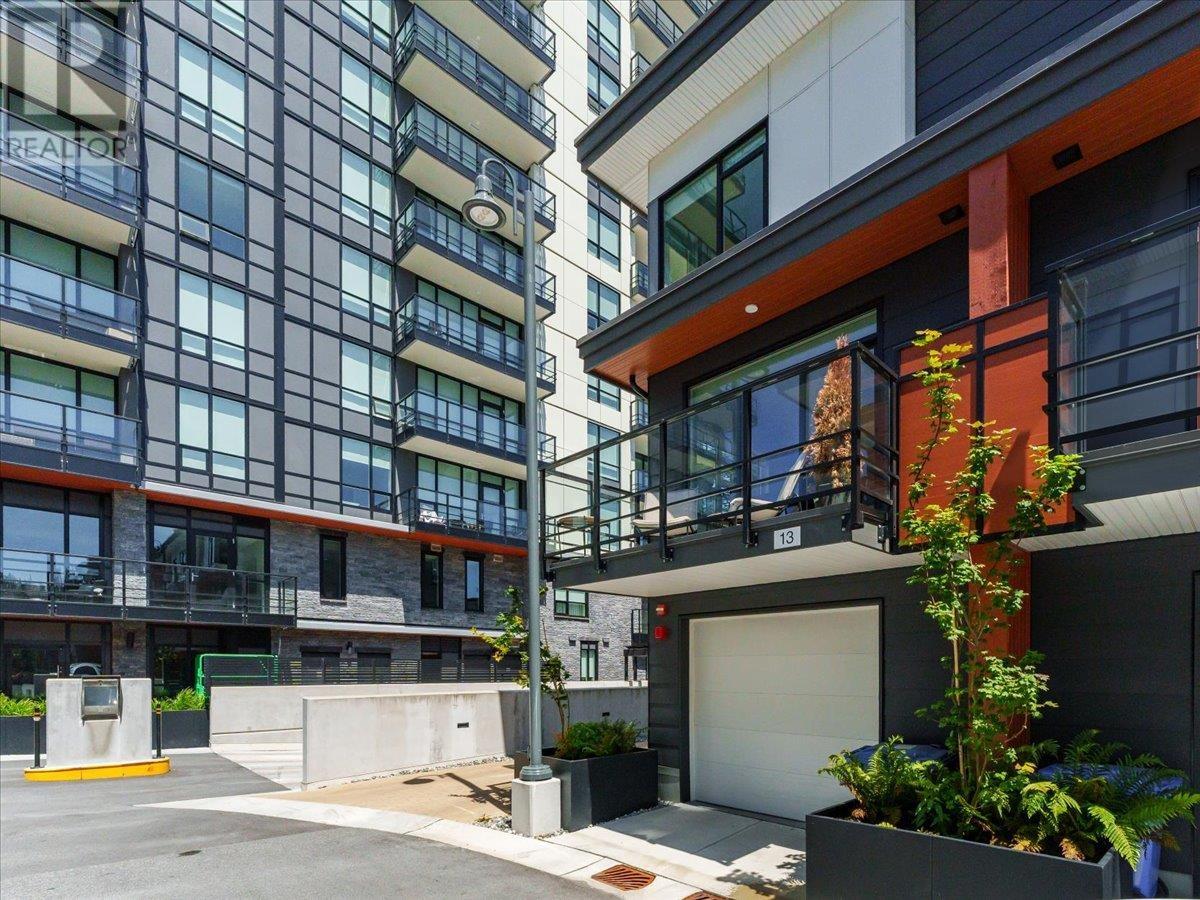 Photo 23 of 13 2728 Acadia Road, Vancouver BC