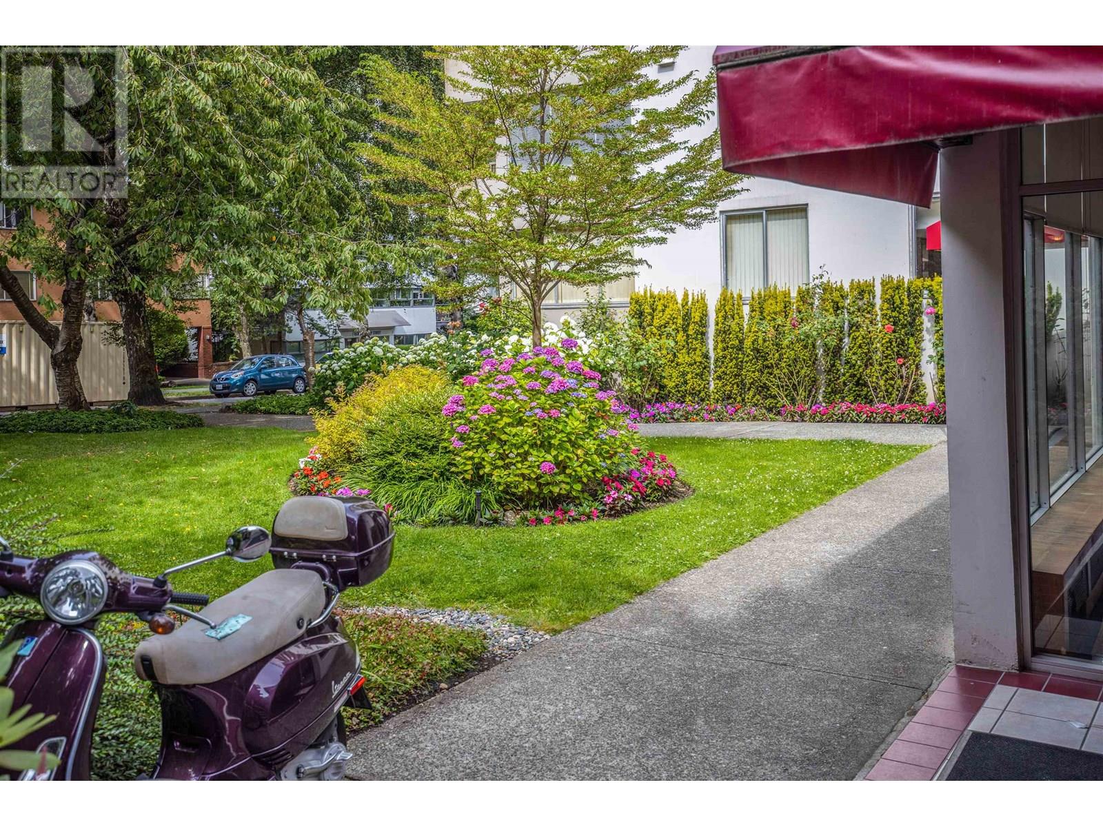 Photo 17 of 1707 1251 Cardero Street, Vancouver BC