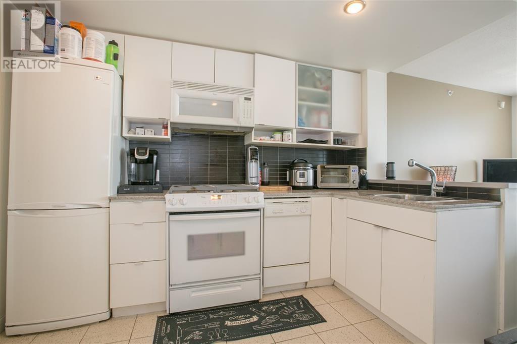 Photo 2 of 1201 928 Beatty Street, Vancouver BC