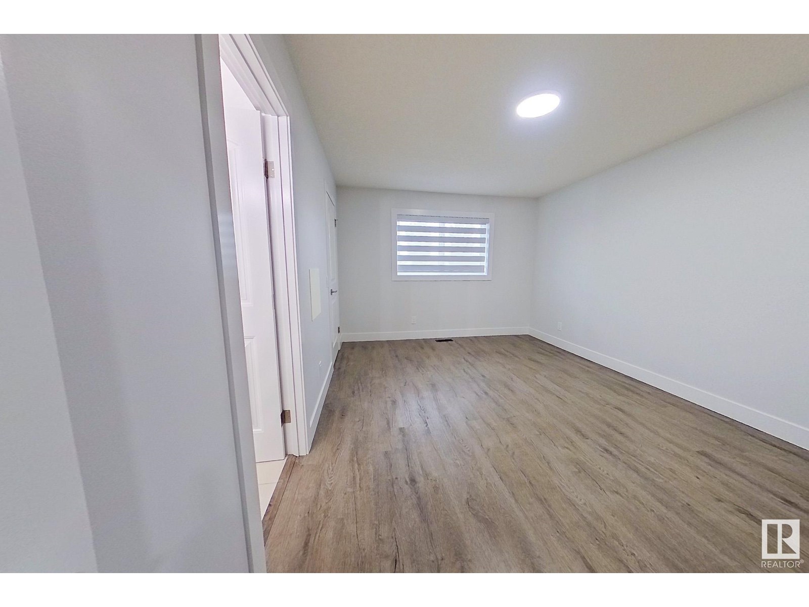 Photo 23 of 18927 95 A Av Nw, Edmonton AB