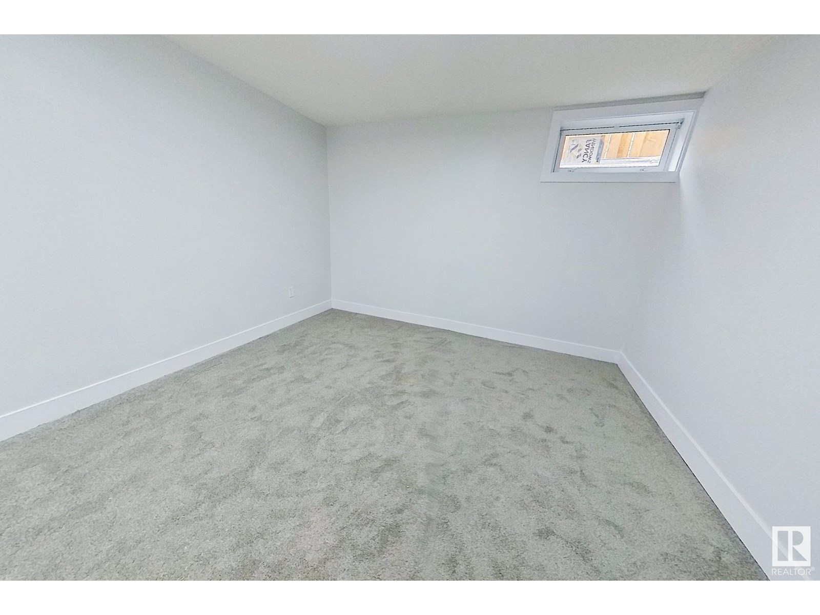 Photo 41 of 18927 95 A Av Nw, Edmonton AB