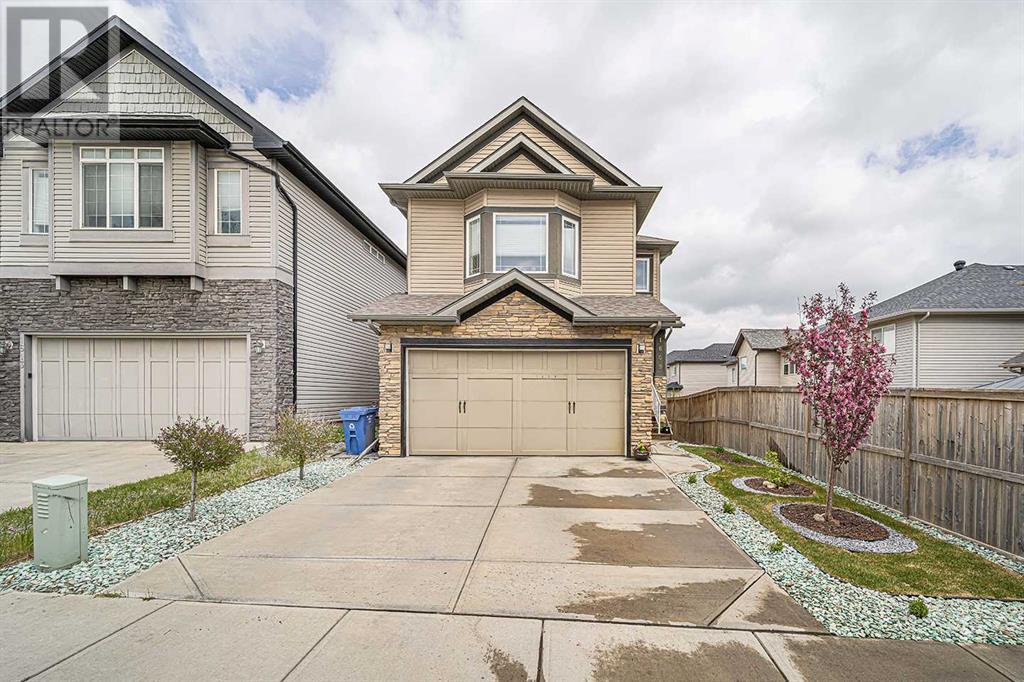 Single Family House for Sale in  Sherwood Boulevard NW Sherwood Calgary 