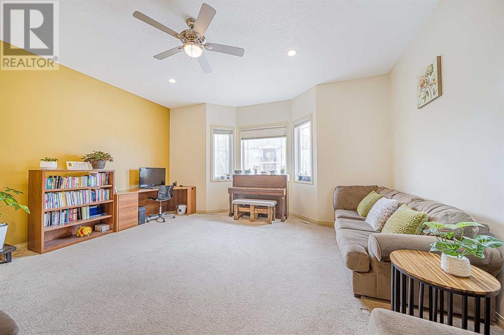 Single Family House for Sale in  Sherwood Boulevard NW Sherwood Calgary 