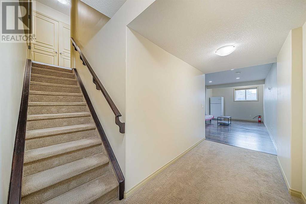 Single Family House for Sale in  Sherwood Boulevard NW Sherwood Calgary 