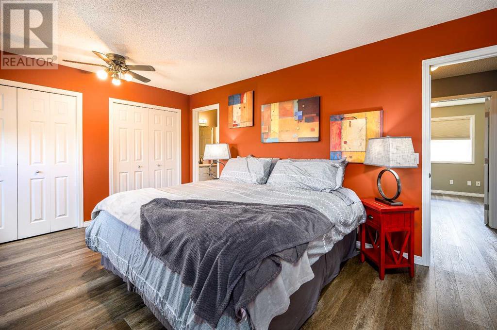 Single Family House for Sale in  Citadel Mesa Close NW Citadel Calgary 