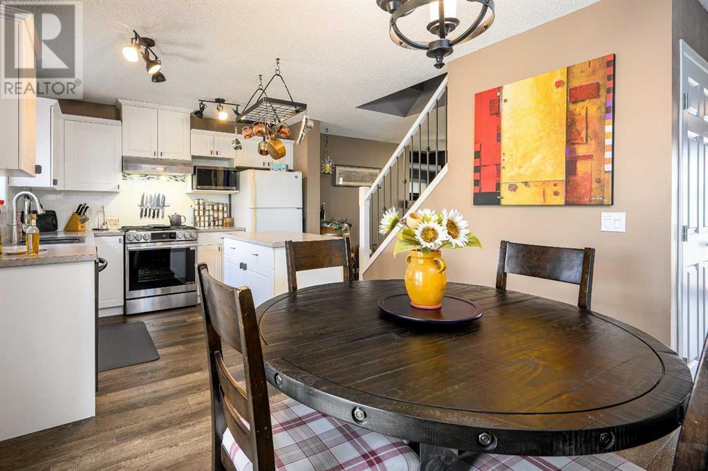 Single Family House for Sale in  Citadel Mesa Close NW Citadel Calgary 