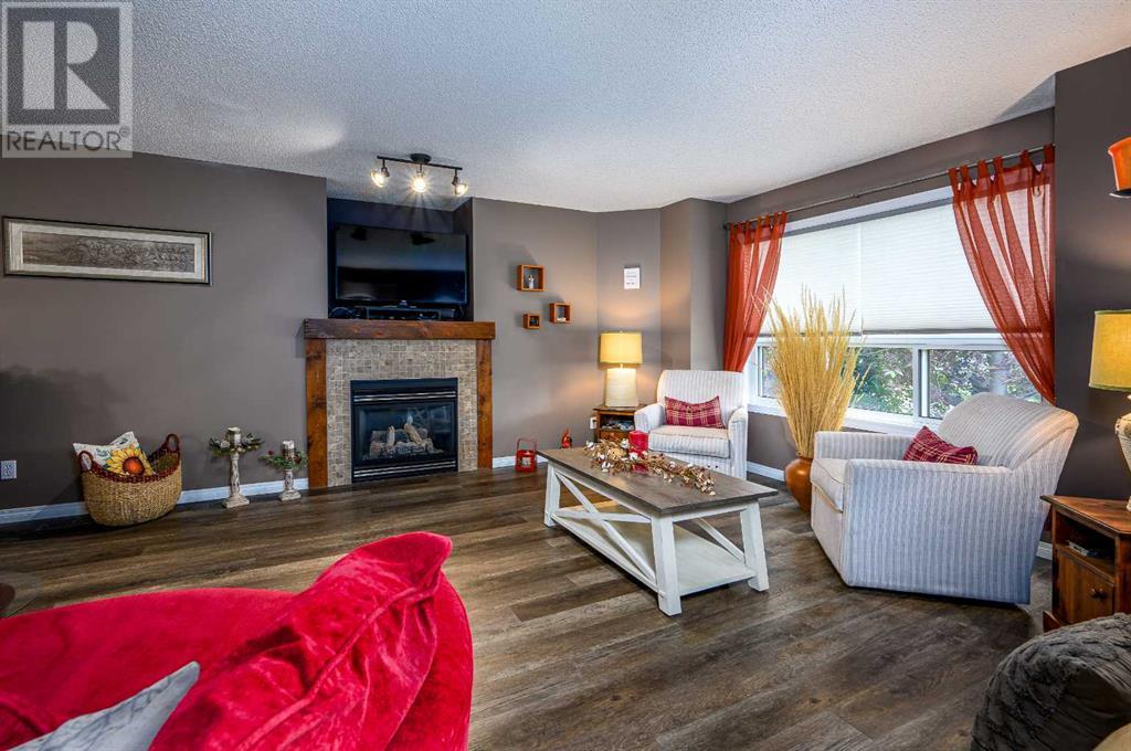 Single Family House for Sale in  Citadel Mesa Close NW Citadel Calgary 