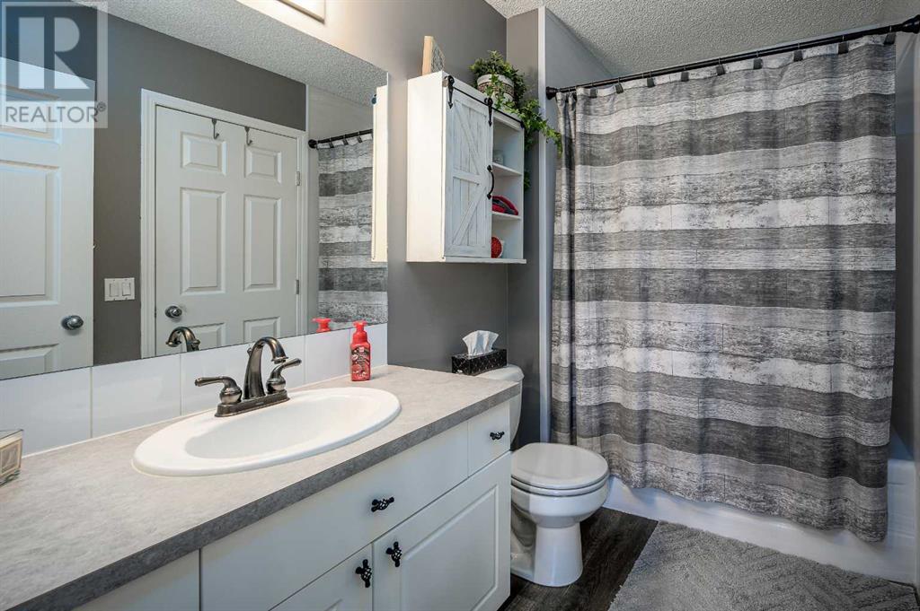Single Family House for Sale in  Citadel Mesa Close NW Citadel Calgary 