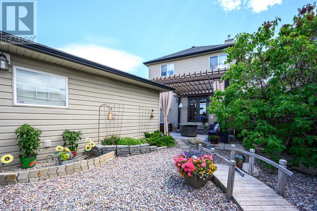 Single Family House for Sale in  Citadel Mesa Close NW Citadel Calgary 