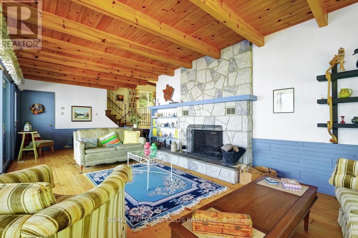 Photo 5 of 2130 B River Road, Mcnab Braeside ON
