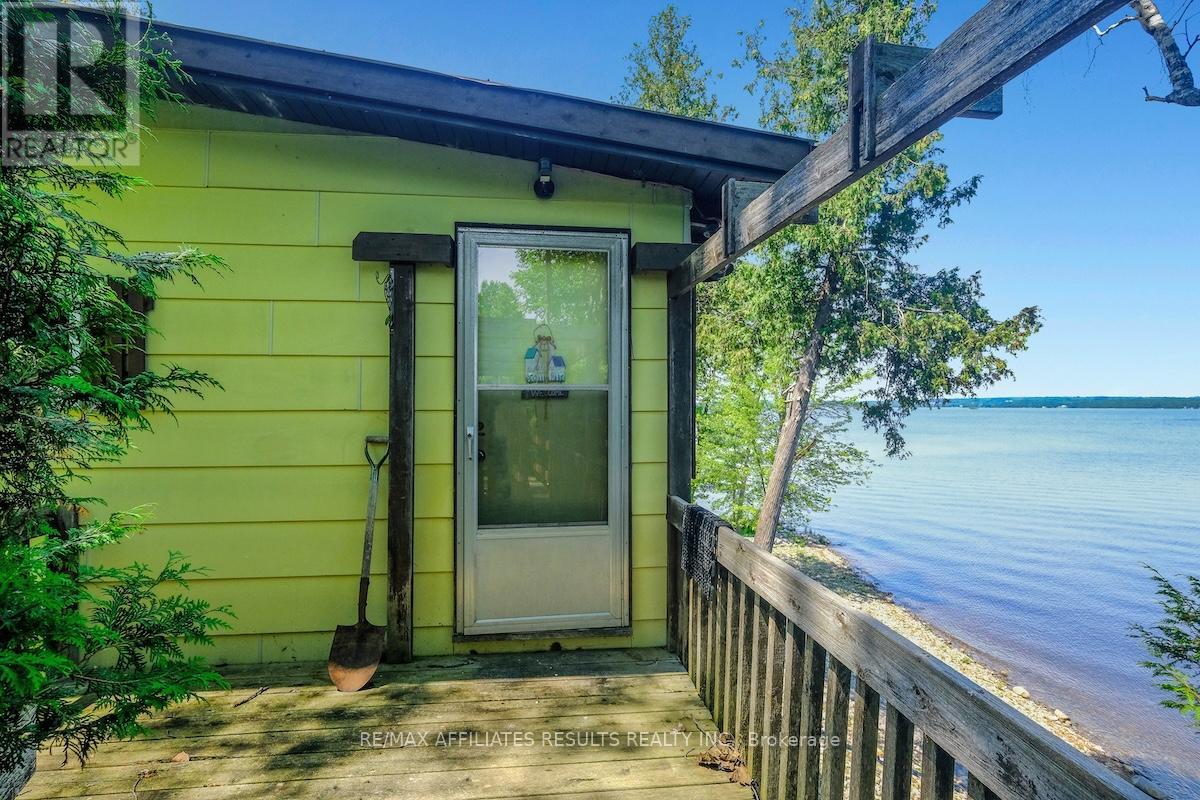 Photo 25 of 2130 B River Road, Mcnab Braeside ON
