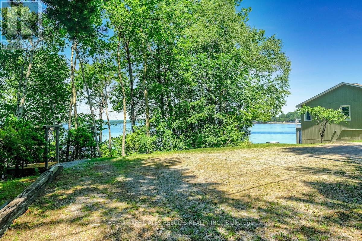 Photo 6 of 2130 B River Road, Mcnab Braeside ON