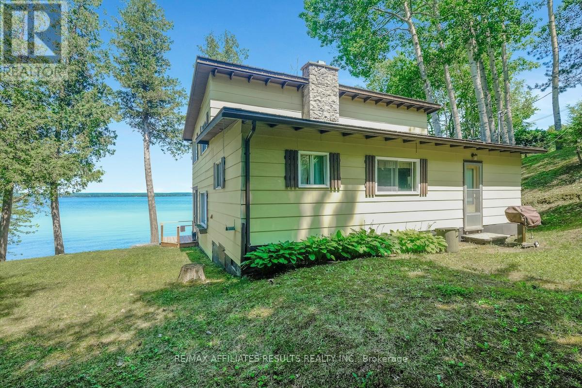 Photo 32 of 2130 B River Road, Mcnab Braeside ON