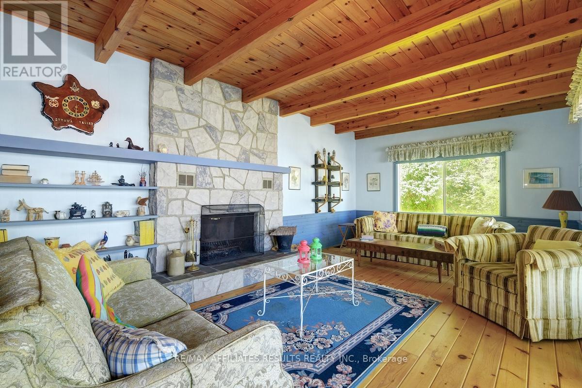 Photo 2 of 2130 B River Road, Mcnab Braeside ON