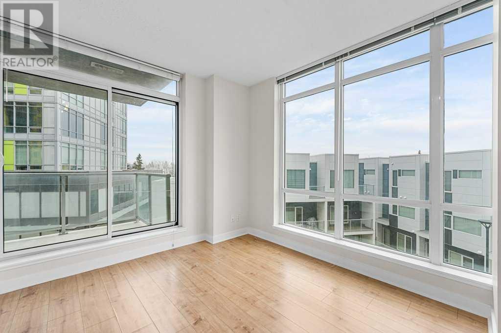 Single Family House High rise for Sale in   Brentwood Common NW Brentwood Calgary 