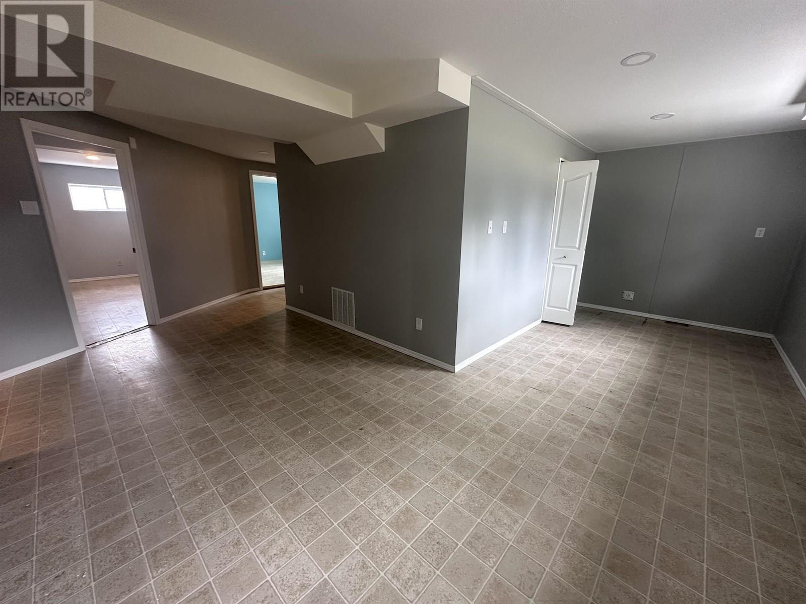 5236 42 STREET, Fort Nelson