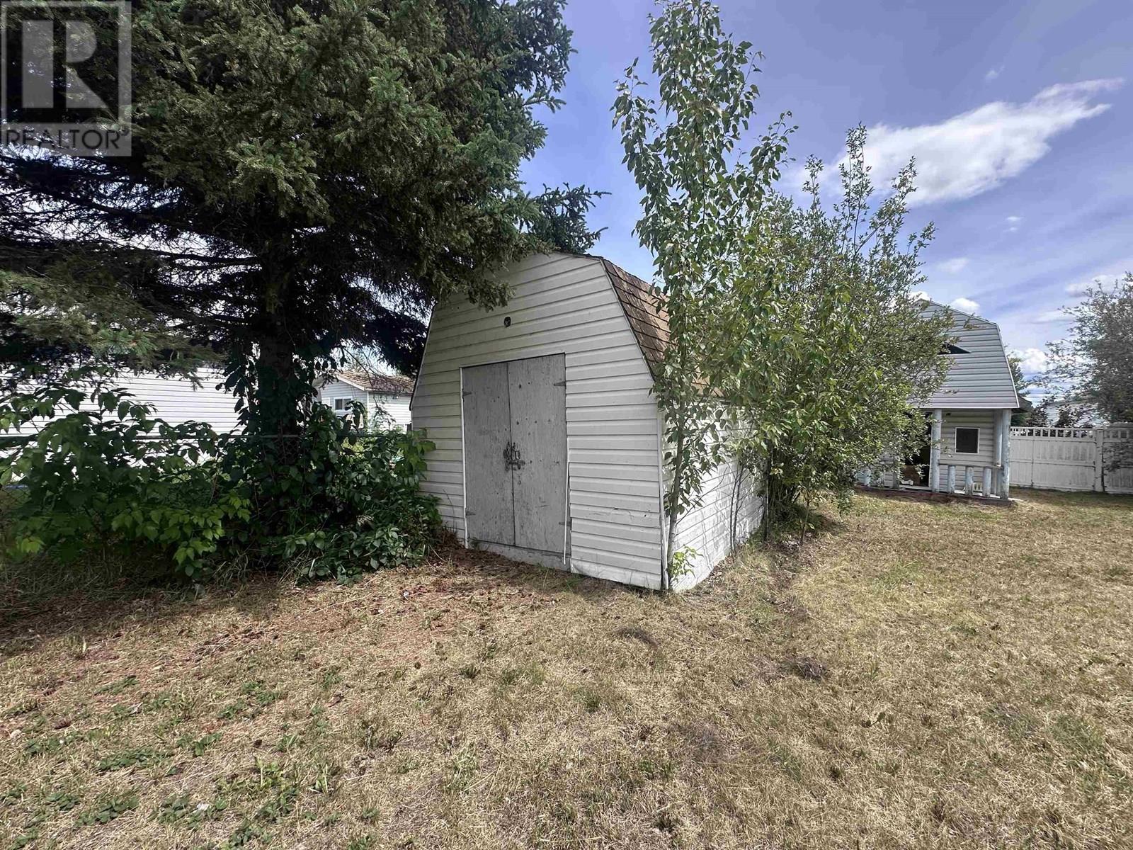 5236 42 STREET, Fort Nelson