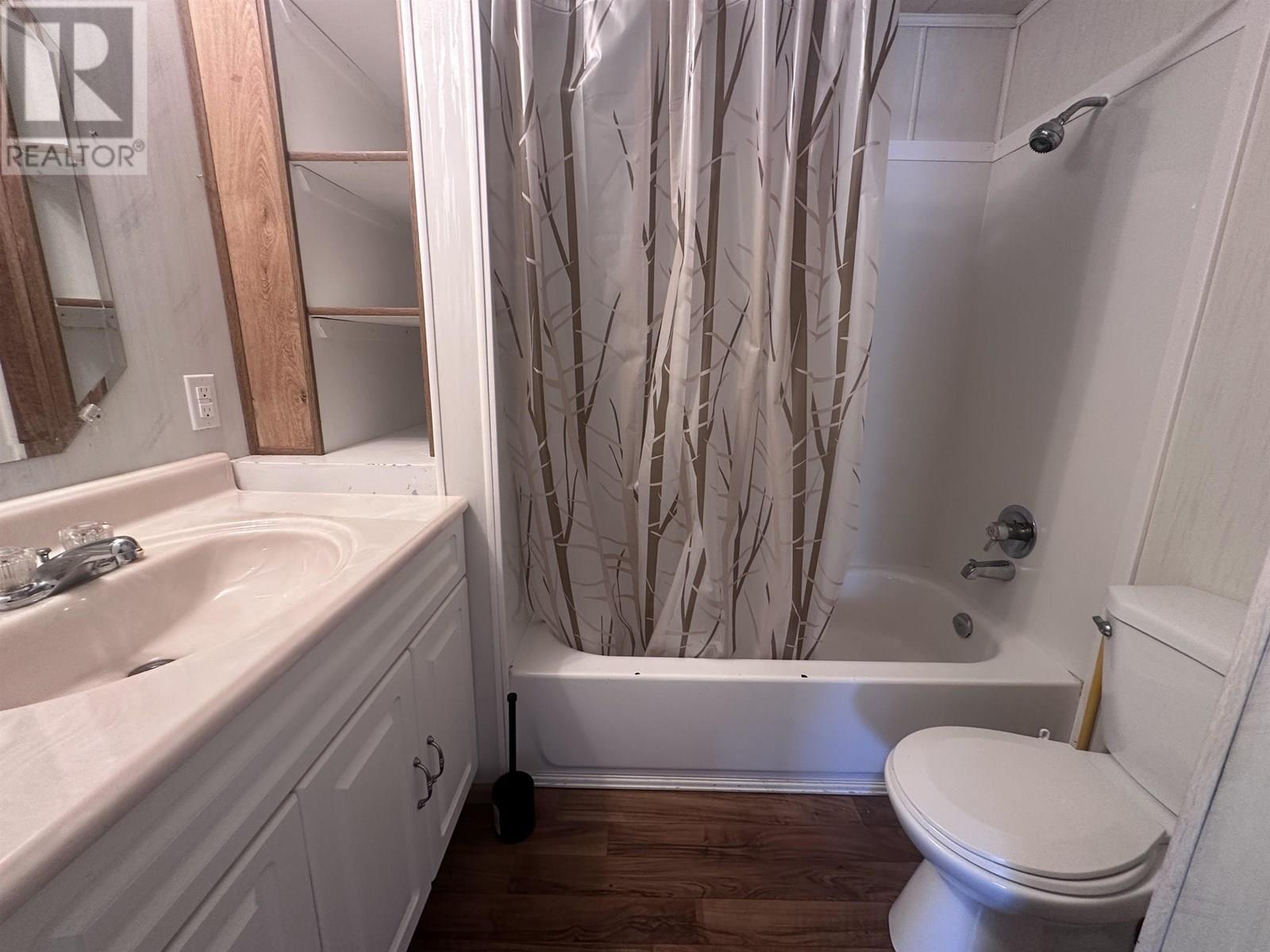 5236 42 STREET, Fort Nelson