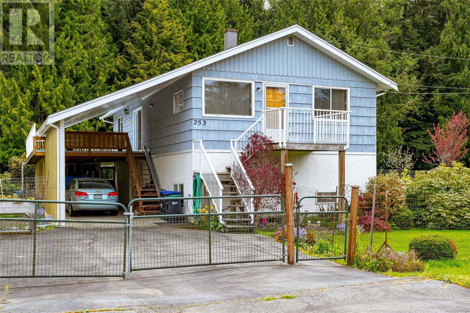 Photo 1 of 253 Hembrough Rd, Bowser BC