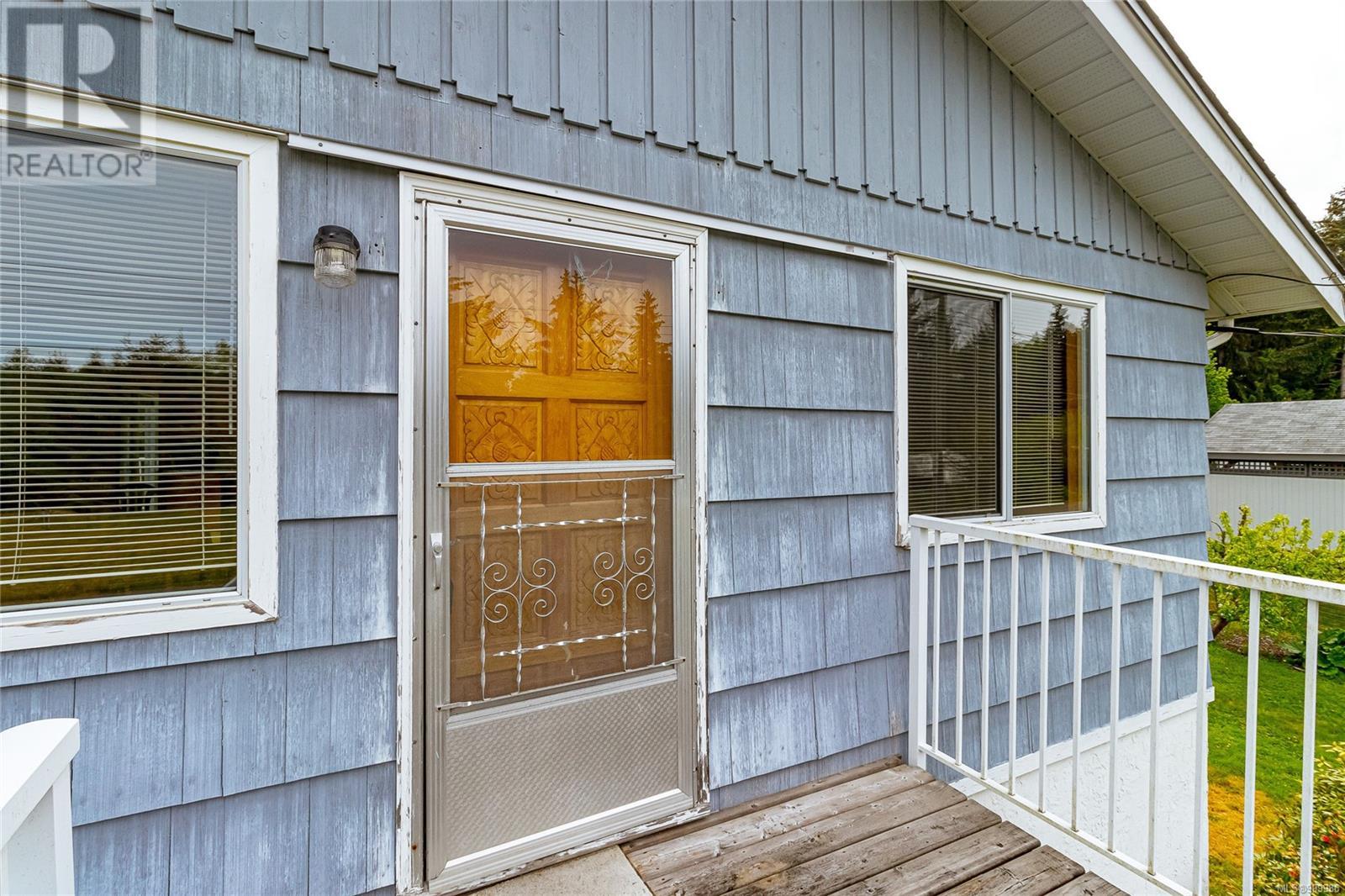 Photo 15 of 253 Hembrough Rd, Bowser BC