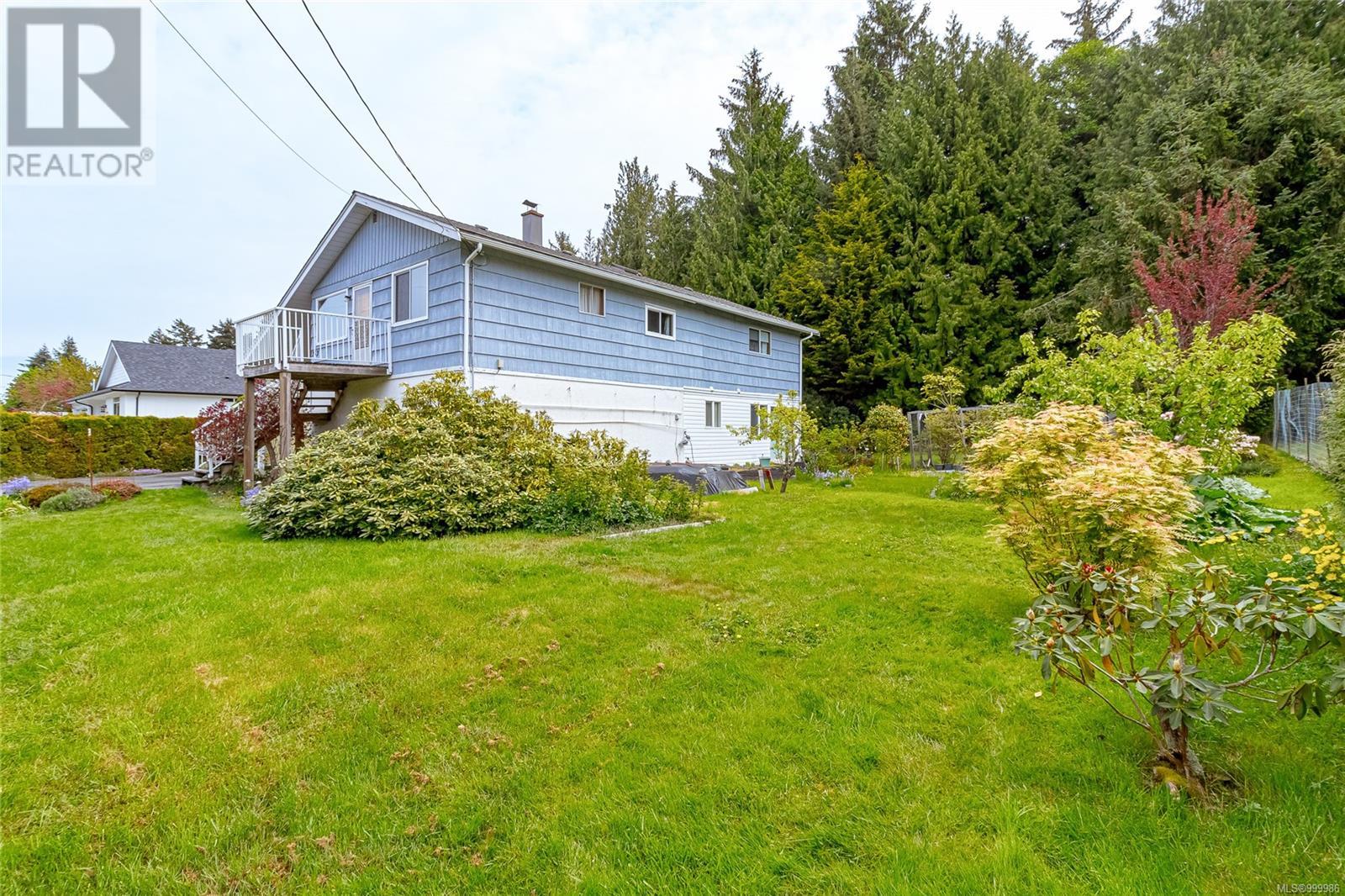 Photo 39 of 253 Hembrough Rd, Bowser BC