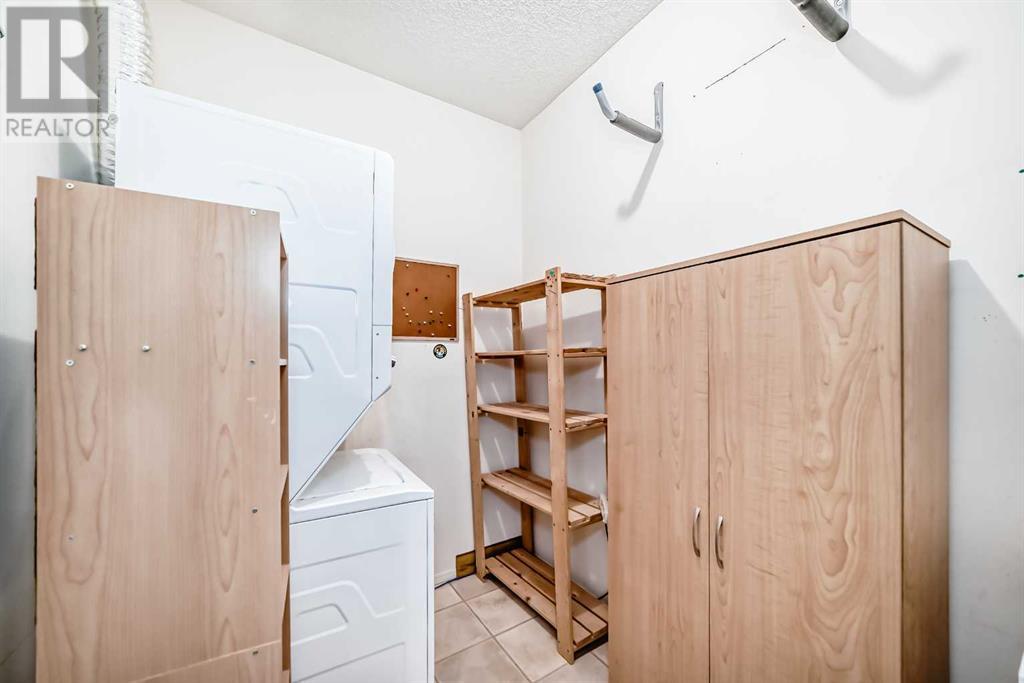 Single Family House for Sale in   Country Village Bay NE Country Hills Village Calgary 