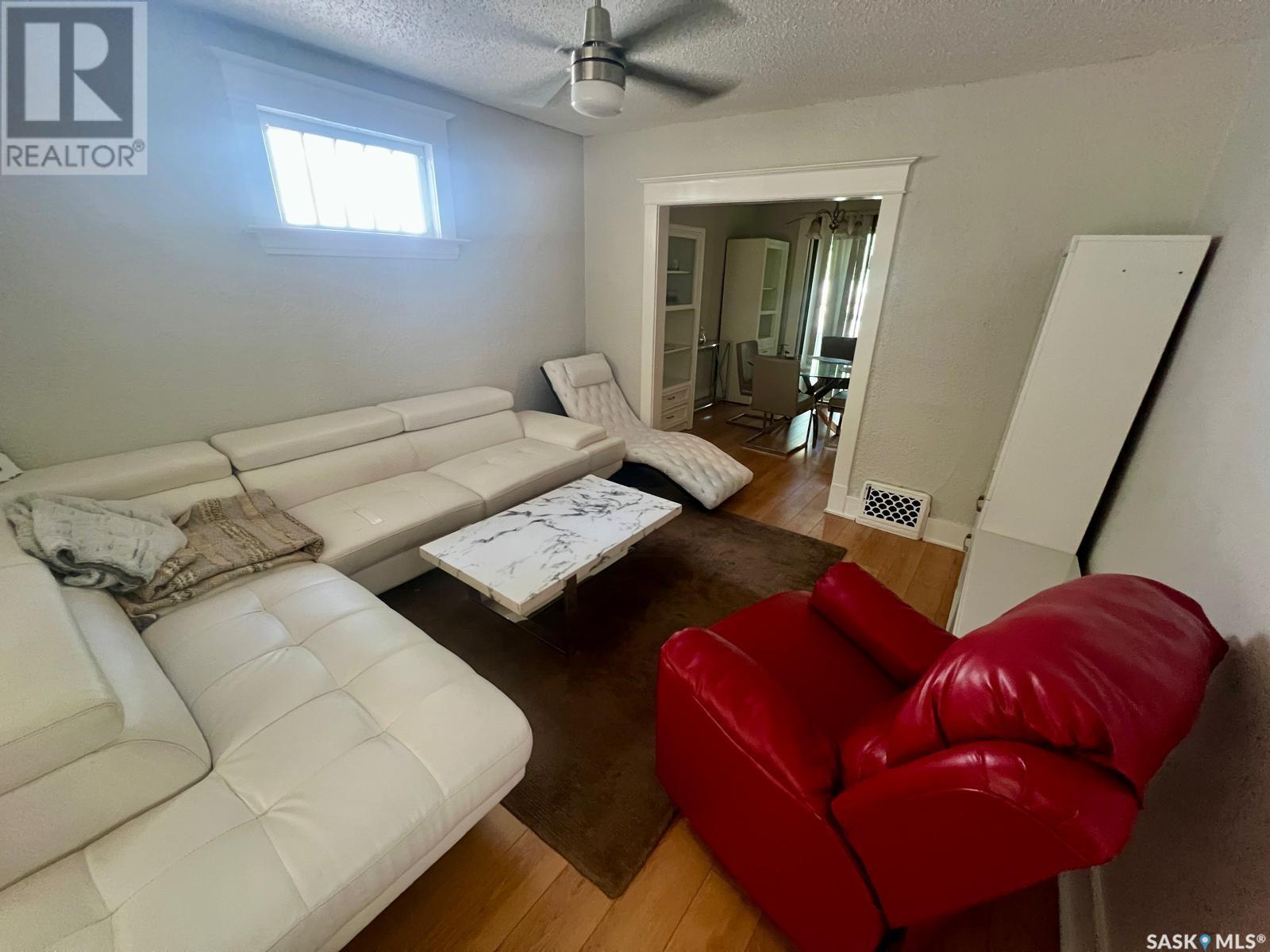 Photo 2 of 1153 Elphinstone Street, Regina SK