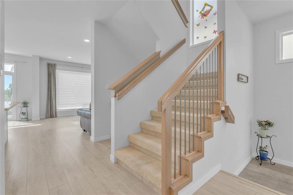 Photo 39 of 166 Big Bluestem Road, Winnipeg MB