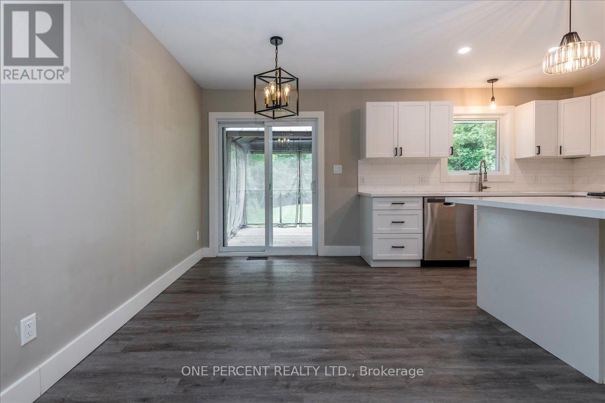 Photo 36 of 682 Stephenson Rd 2 Road E, Huntsville ON