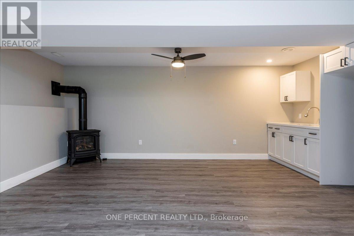 Photo 7 of 682 Stephenson Rd 2 Road E, Huntsville ON
