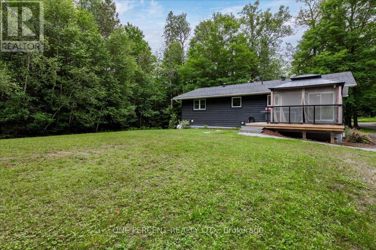 Photo 20 of 682 Stephenson Rd 2 Road E, Huntsville ON