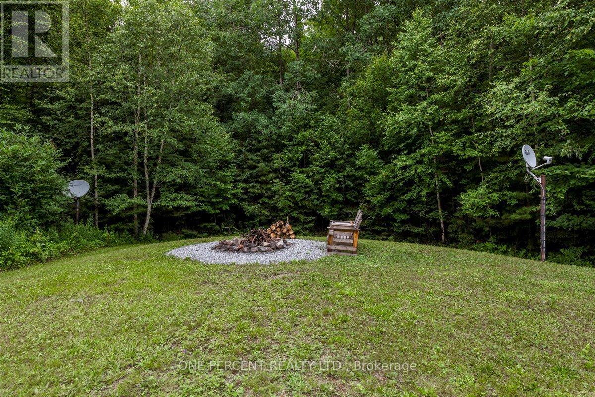 Photo 34 of 682 Stephenson Rd 2 Road E, Huntsville ON
