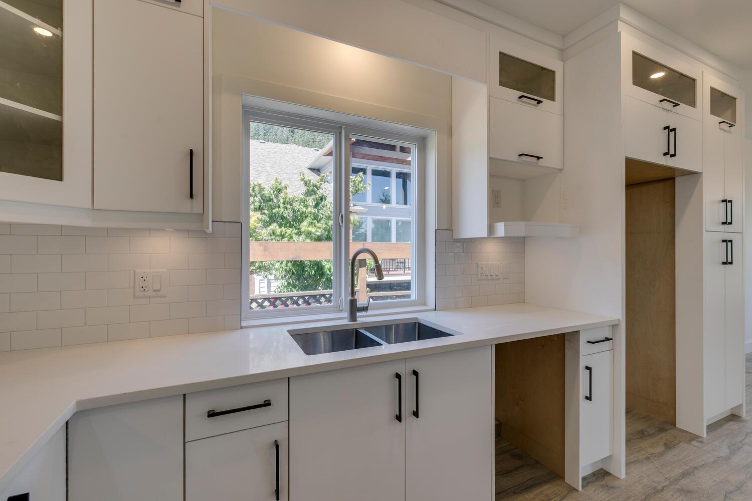 60 14550 MORRIS VALLEY ROAD, Mission