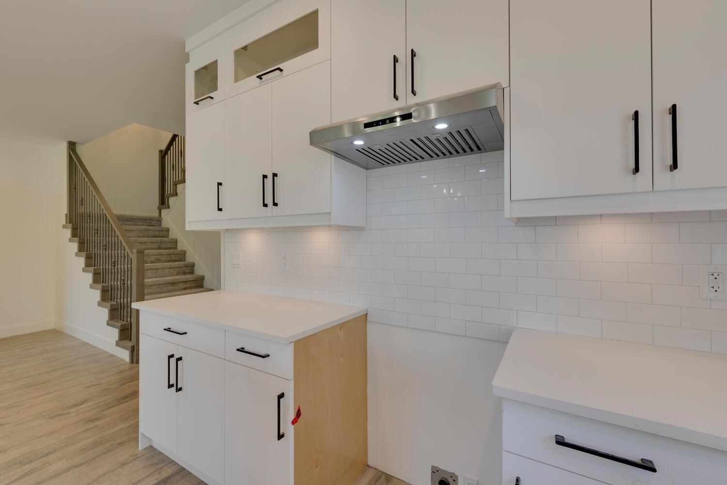 60 14550 MORRIS VALLEY ROAD, Mission