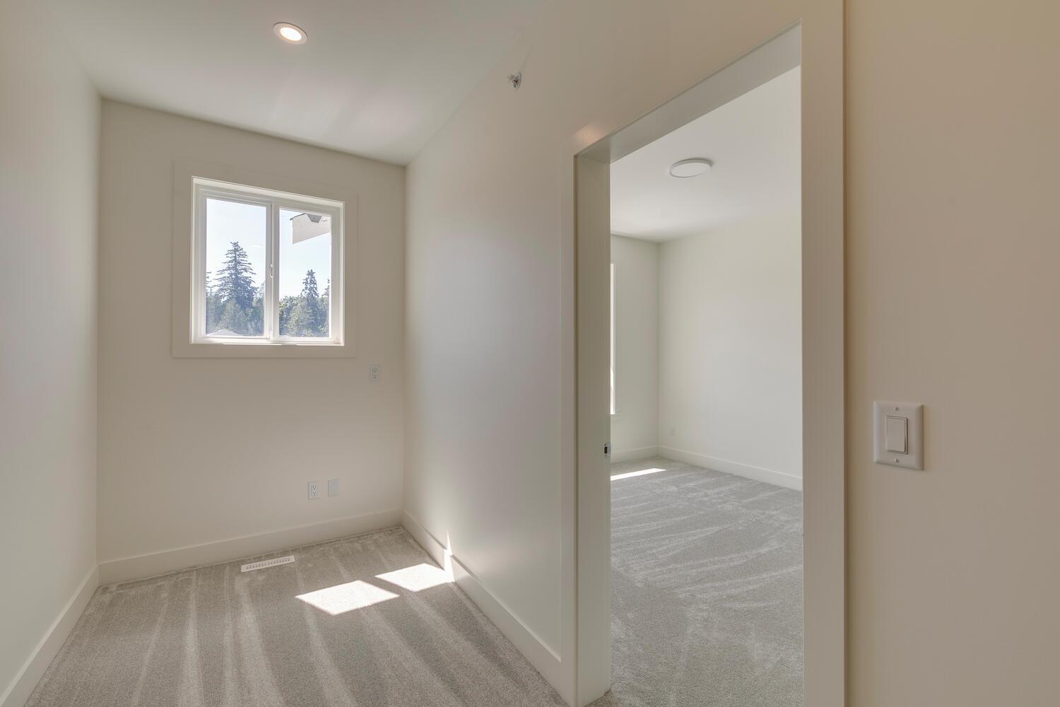 60 14550 MORRIS VALLEY ROAD, Mission