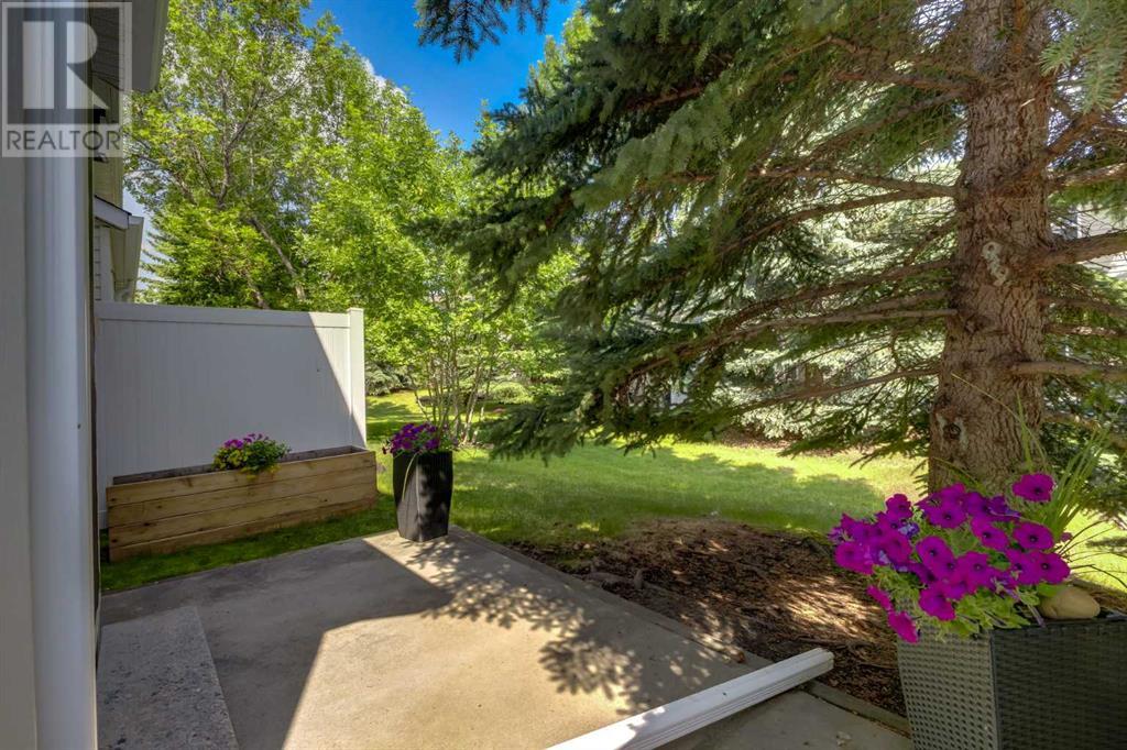 Single Family House for Sale in  Millrise Green SW Millrise Calgary 