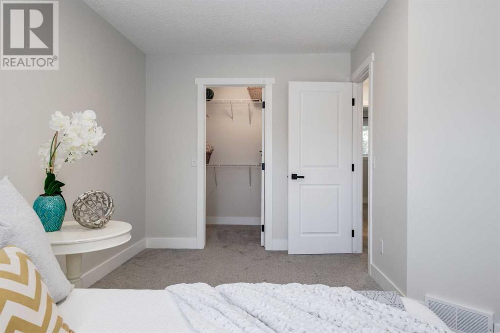 Single Family House for Sale in  Millrise Green SW Millrise Calgary 