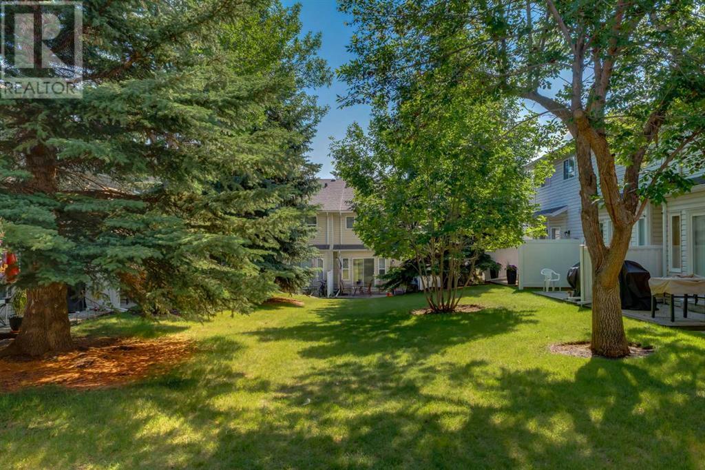 Single Family House for Sale in  Millrise Green SW Millrise Calgary 