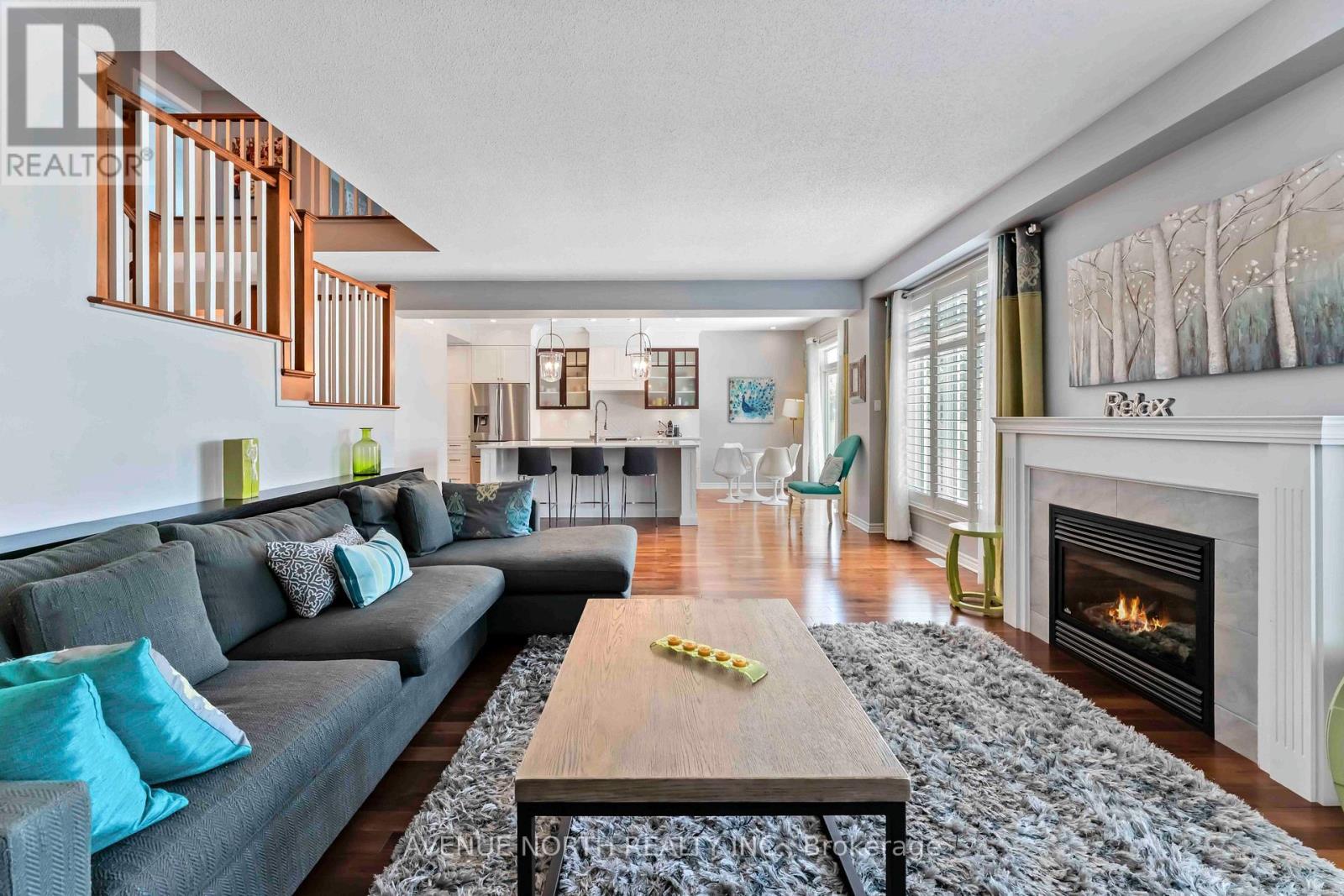 Photo 18 of 714 Bunchberry Way, Ottawa ON