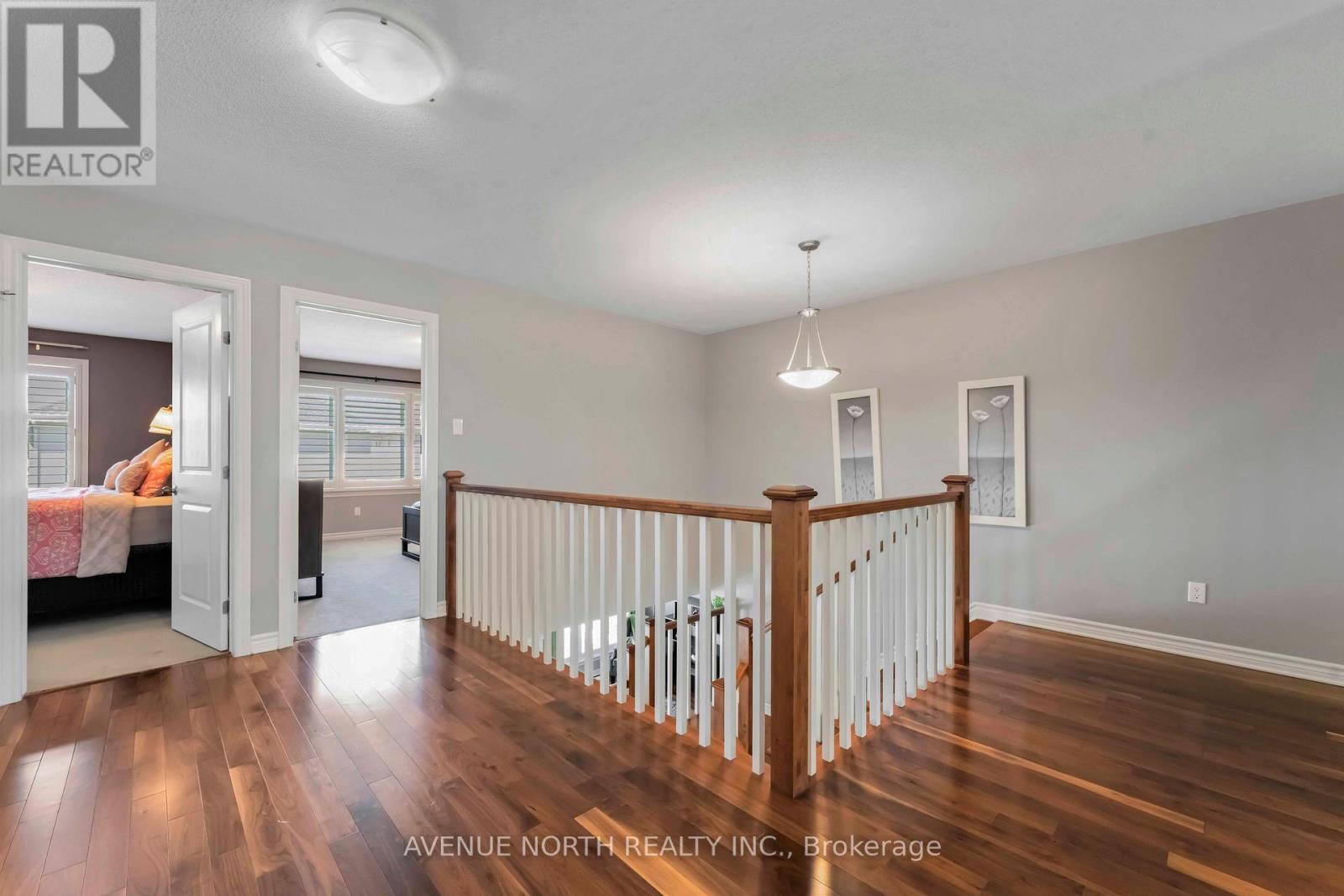 Photo 24 of 714 Bunchberry Way, Ottawa ON