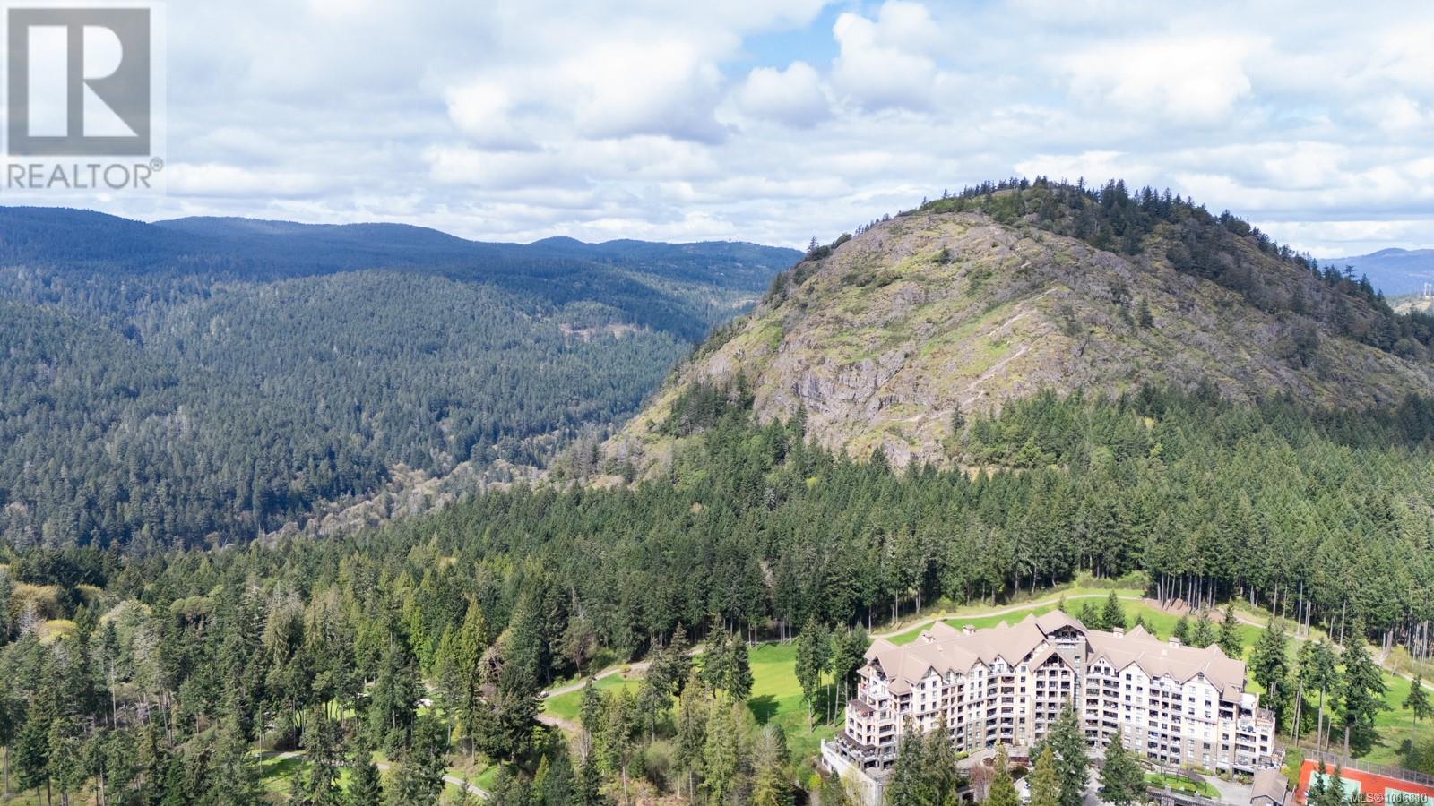 Photo 11 of 117 1395 Bear Mountain Pkwy, Langford BC
