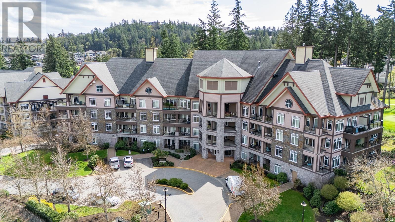 Photo 31 of 117 1395 Bear Mountain Pkwy, Langford BC