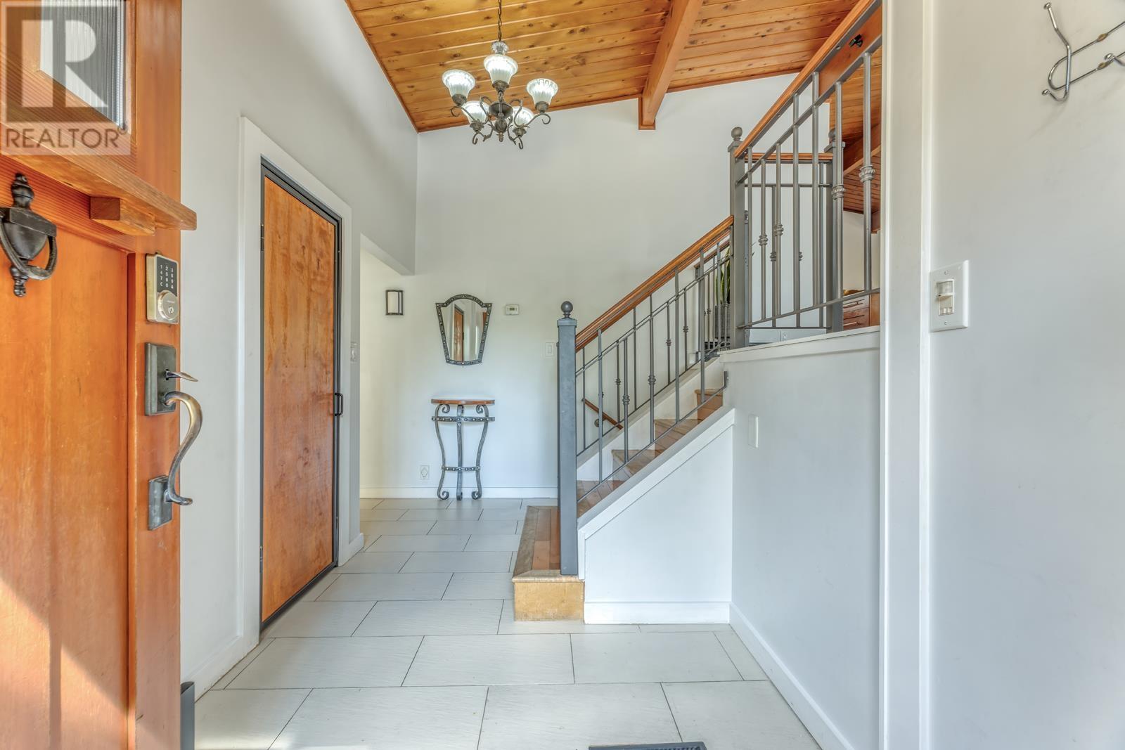 Photo 12 of 3410 Mount Seymour Parkway, North Vancouver BC