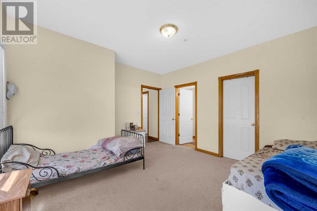 Single Family House Loft for Sale in    Avenue NE Mayland Heights Calgary 