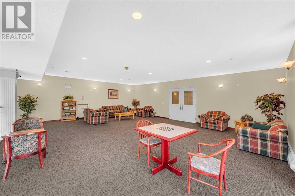 Single Family House Loft for Sale in    Avenue NE Mayland Heights Calgary 